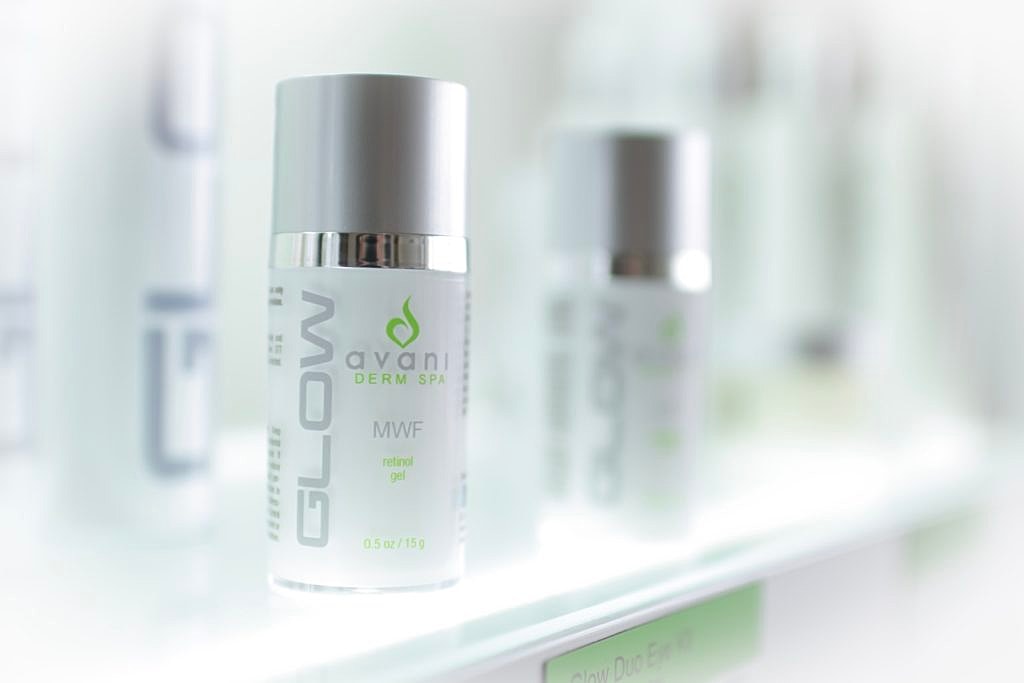 Retinol gel from Avani Derm Spa, glow product.